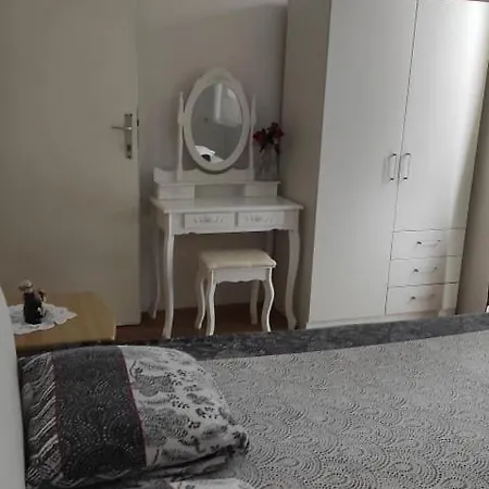 Apartmani Bezek Ston Exterior photo